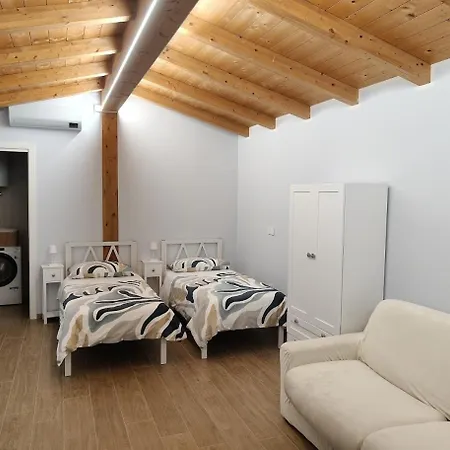 Iris Apartment